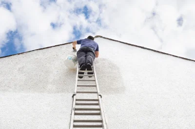 Peinture extérieure à Saint-Jean-de-Sauves — façades et ravalement
